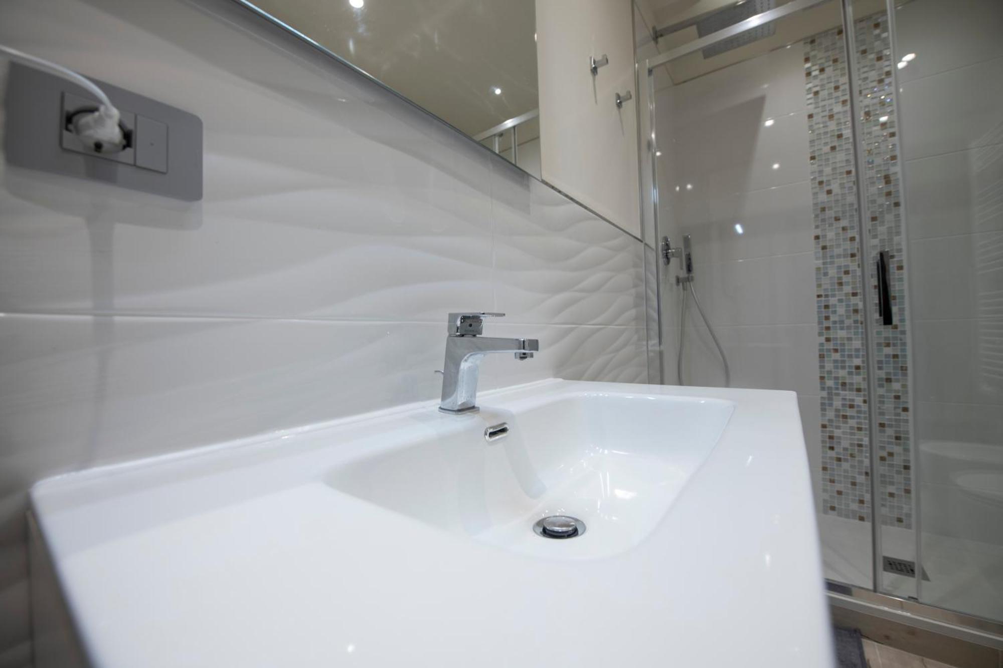 243B - Appartamento Mignon - Sara Home Chiavari, 200Metri Dal Mare Exteriér fotografie