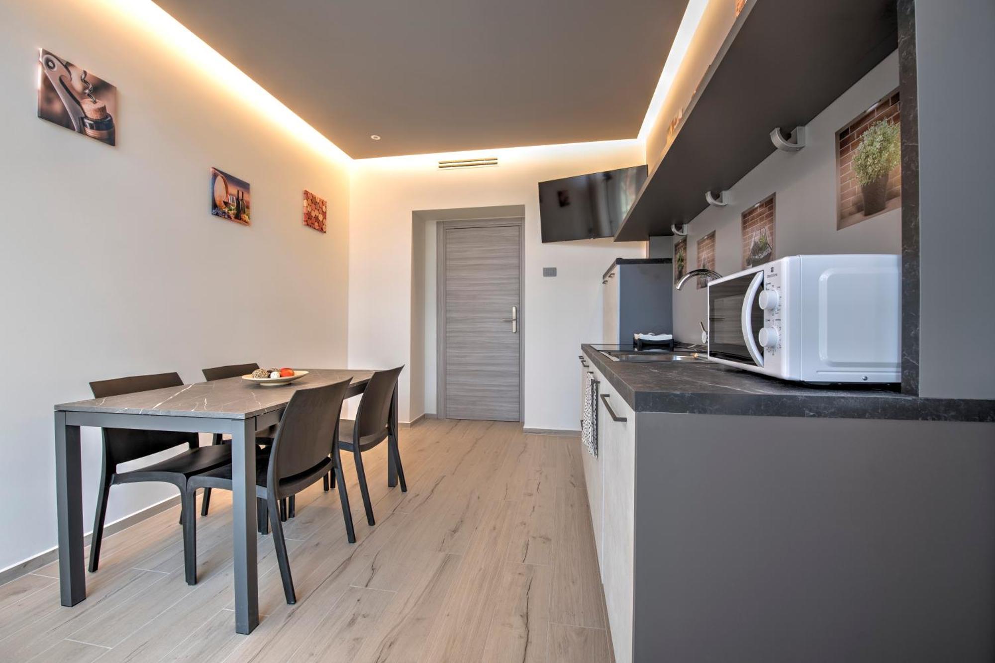 243B - Appartamento Mignon - Sara Home Chiavari, 200Metri Dal Mare Exteriér fotografie