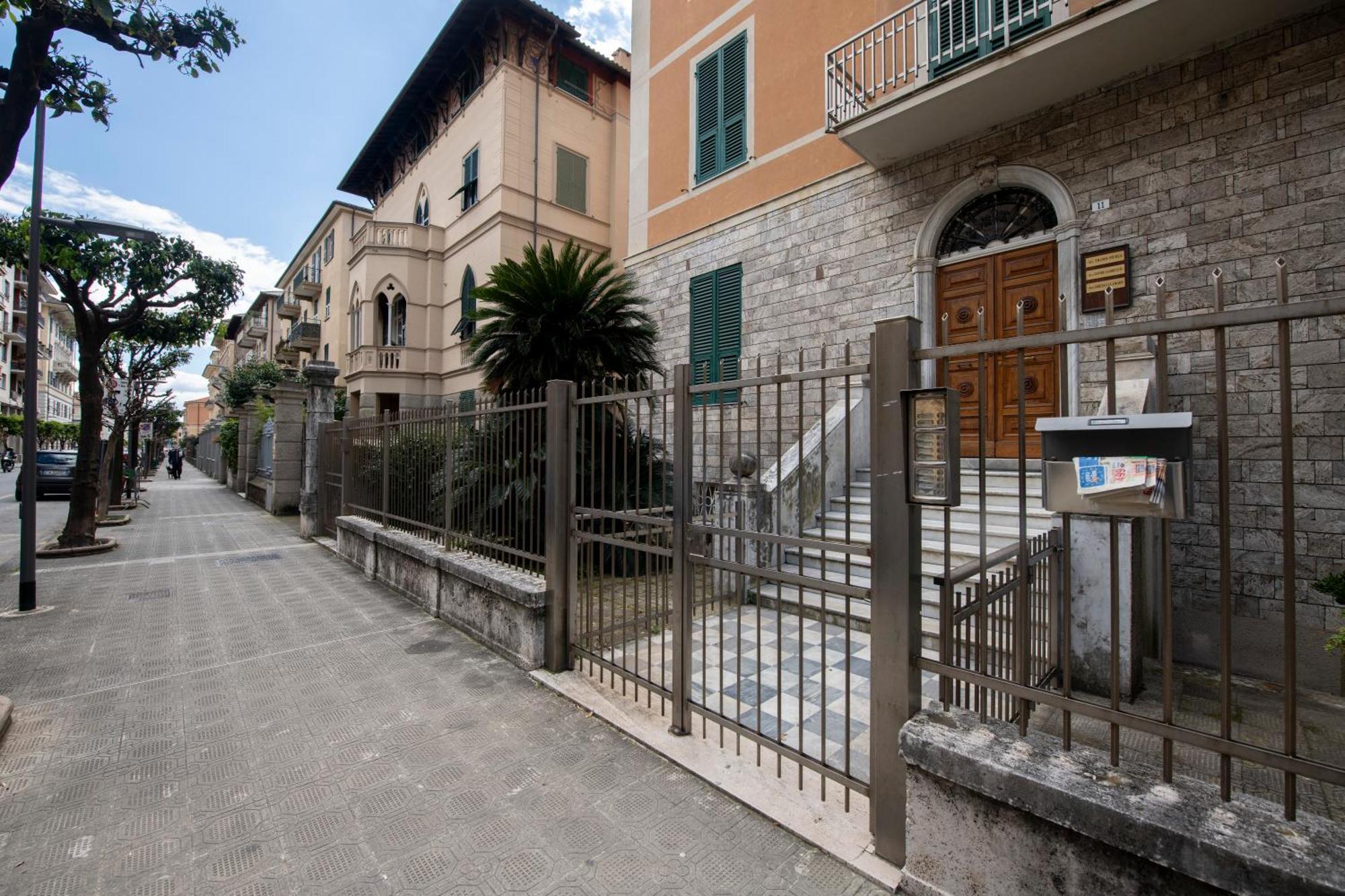 243B - Appartamento Mignon - Sara Home Chiavari, 200Metri Dal Mare Exteriér fotografie